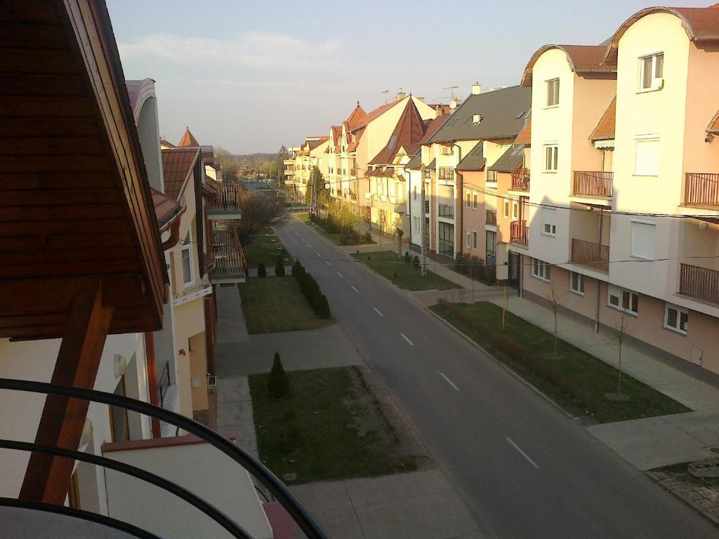 Cristian Apartman Hajdúszoboszló Exterior foto